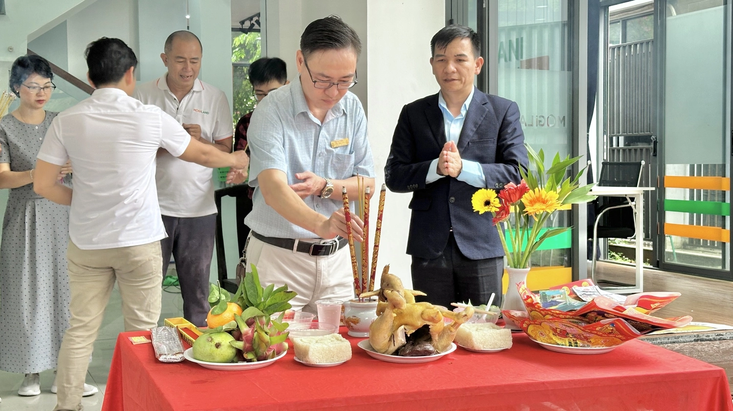 Chi nh&aacute;nh Mogiland Long trường rộn r&agrave;ng khai xu&acirc;n 2026