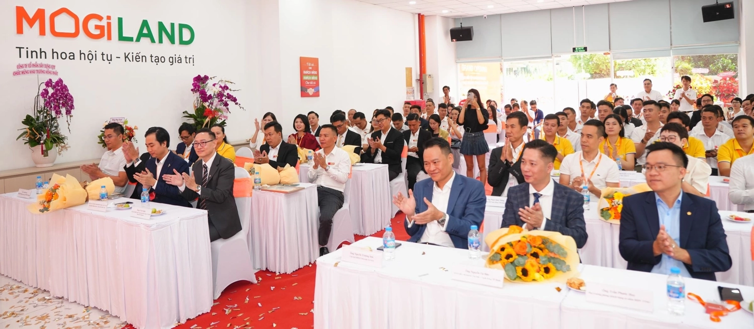 Hơn 300 đối t&aacute;c v&agrave; chuy&ecirc;n gia trong lĩnh vực bất động sản c&oacute; mặt tại sự kiện